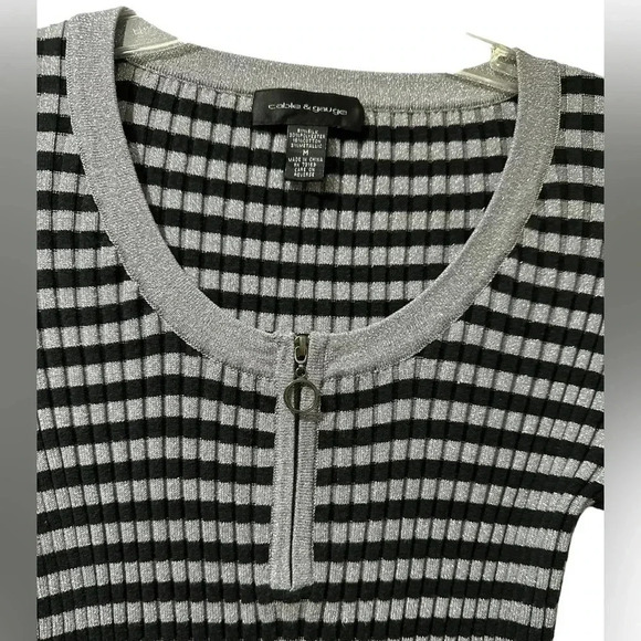 Cable & Gauge sweater - Picture 4 of 9